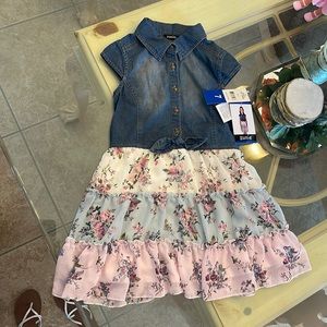 Kids dress brand new size 7